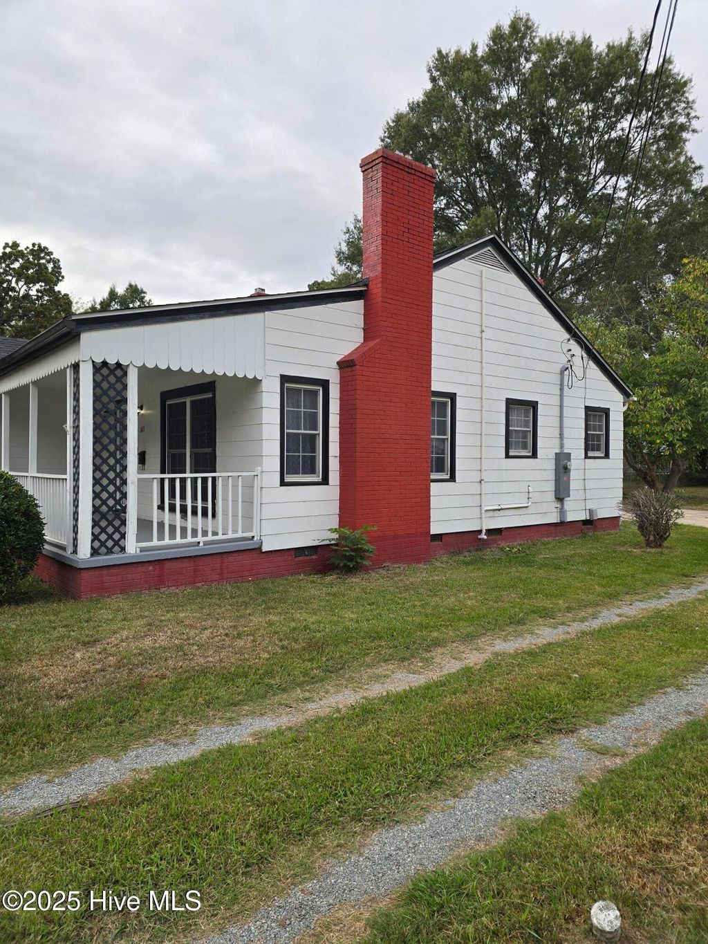 Photo of 607 E 9th Street, Scotland Neck, NC 27874 (MLS # 100535660)