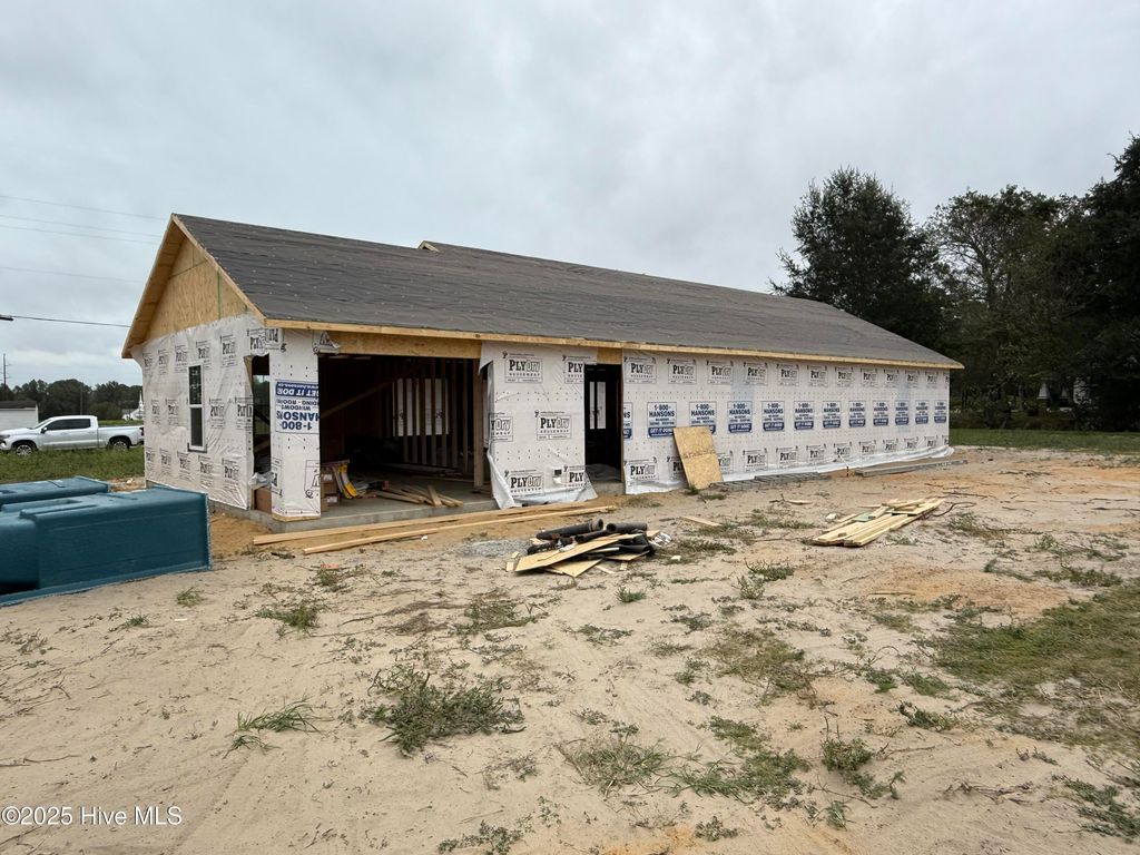 Photo of 1581 Thunder Swamp Road, Mount Olive, NC 28365 (MLS # 100535742)