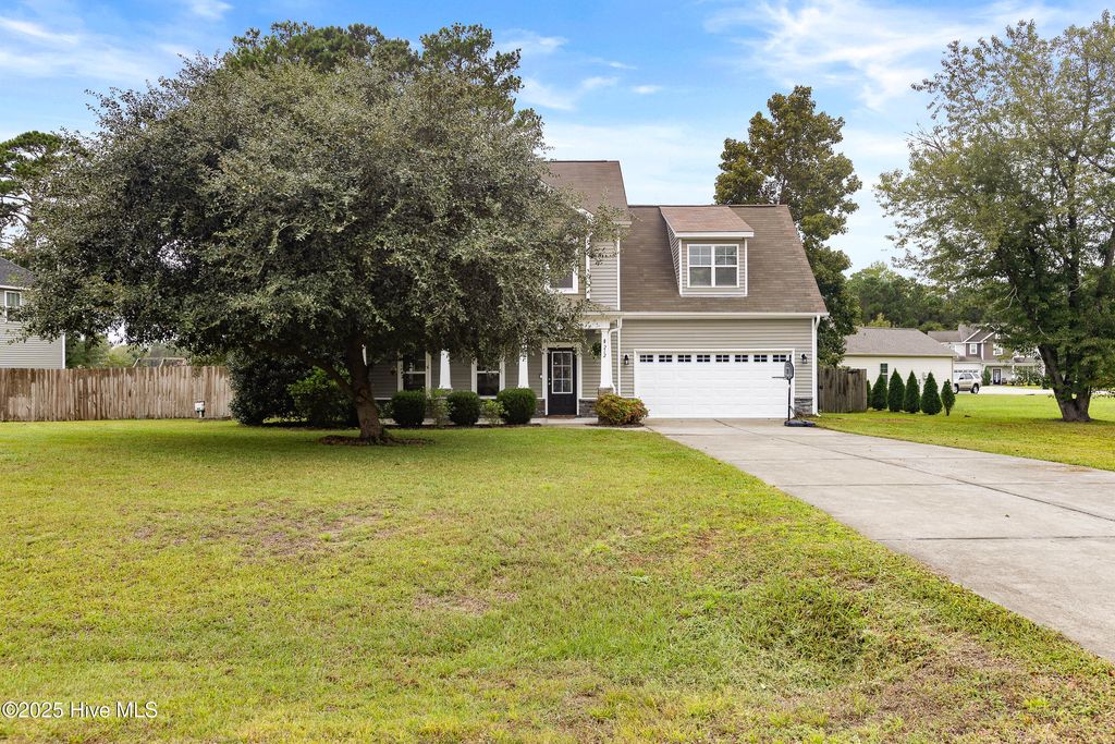 Photo of 212 Wintergreen Lane, Hubert, NC 28539 (MLS # 100533840)