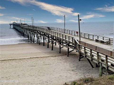 A home in Oak Island