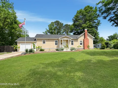 MLS: 100506779