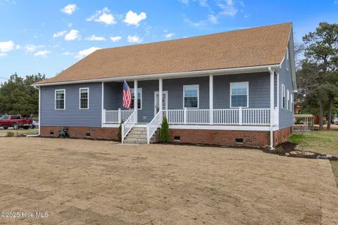 MLS: 100494360