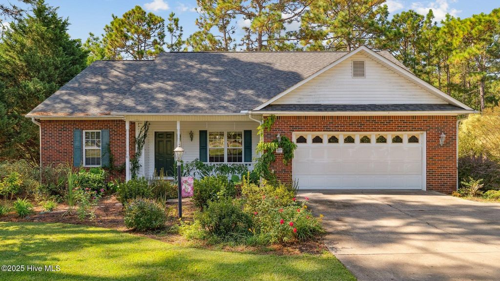 Photo of 167 Michael Lane, Aberdeen, NC 28315 (MLS # 100532294)