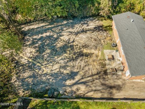 Tiny photo for 304 Sheffield Road, Jacksonville, NC 28546 (MLS # 100543026)