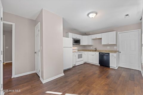 Tiny photo for 304 Sheffield Road, Jacksonville, NC 28546 (MLS # 100543026)