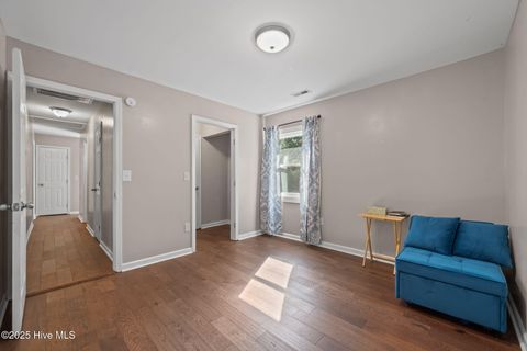 Tiny photo for 304 Sheffield Road, Jacksonville, NC 28546 (MLS # 100543026)