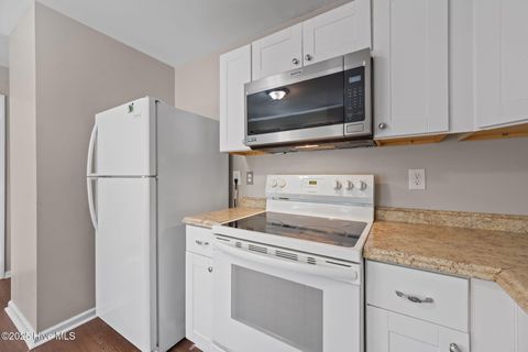 Tiny photo for 304 Sheffield Road, Jacksonville, NC 28546 (MLS # 100543026)