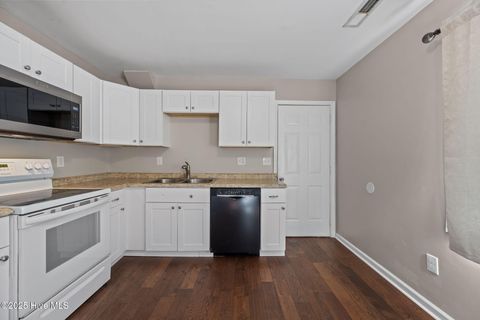 Tiny photo for 304 Sheffield Road, Jacksonville, NC 28546 (MLS # 100543026)