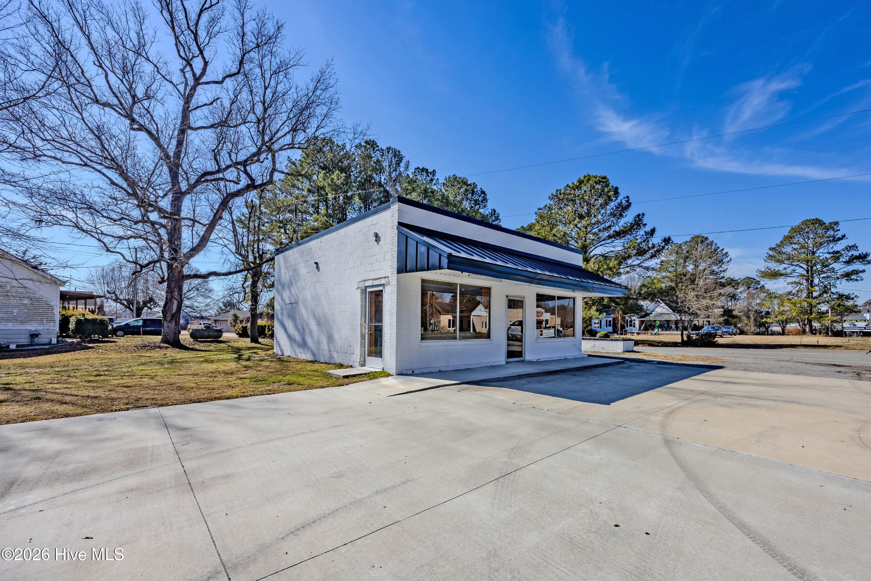 2735 S Nc 41 & 50 Highway