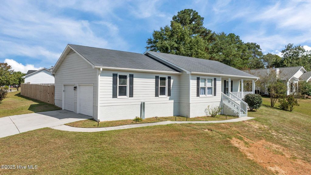 Photo of 5307 Blanchette Street, Hope Mills, NC 28348 (MLS # 100531775)