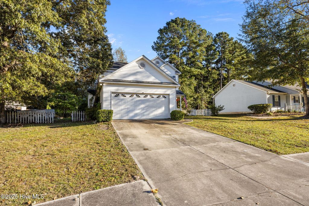 Photo of 128 Lee K Allen Drive, Havelock, NC 28532 (MLS # 100537645)