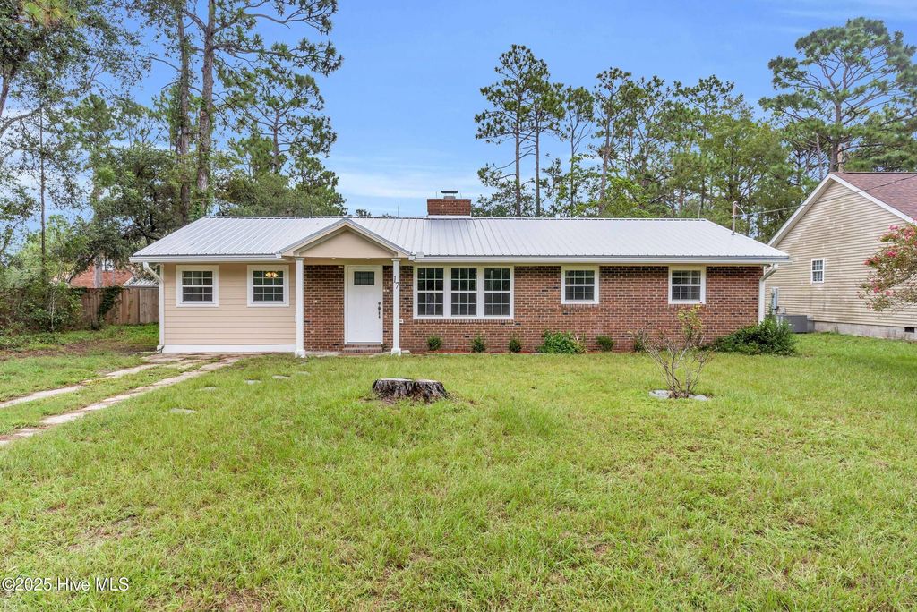 Photo of 17 Burton Road, Southport, NC 28461 (MLS # 100524910)