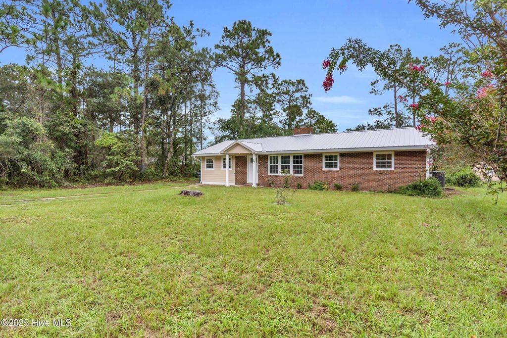 Photo of 17 Burton Road, Southport, NC 28461 (MLS # 100524910)
