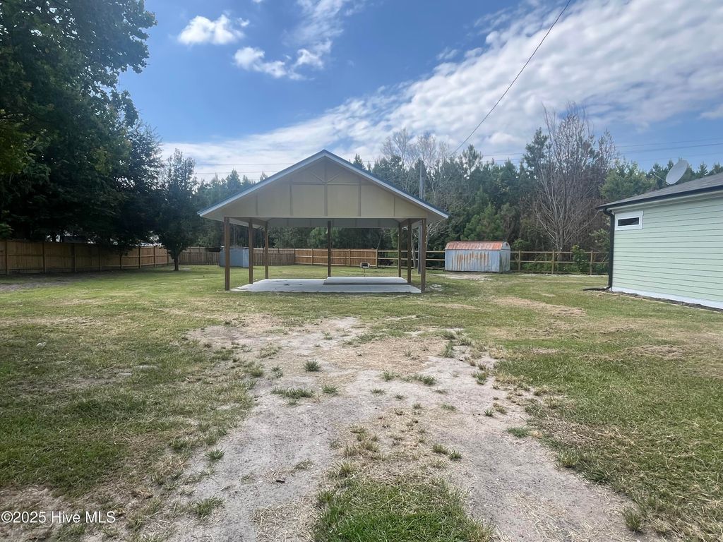 Photo of 4314 E Nc Highway 53 E, Burgaw, NC 28425 (MLS # 100520633)