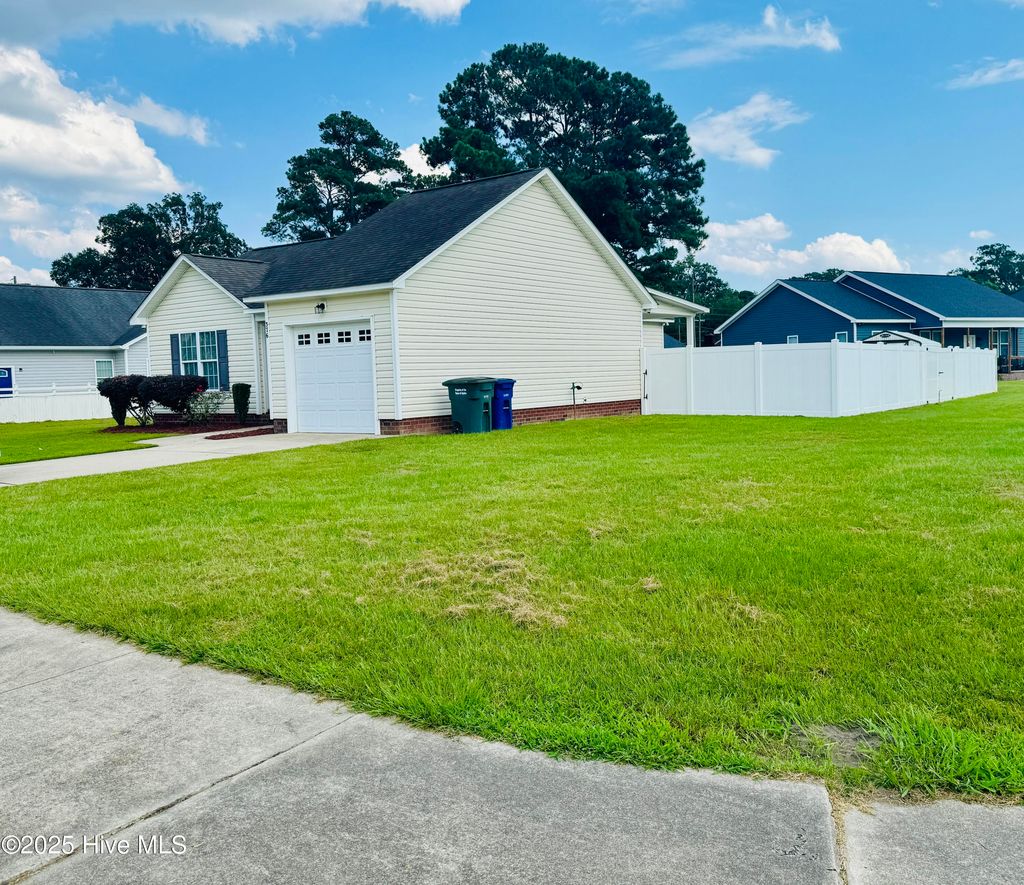 Photo of 376 Tamarack Drive, Ayden, NC 28513 (MLS # 100527462)
