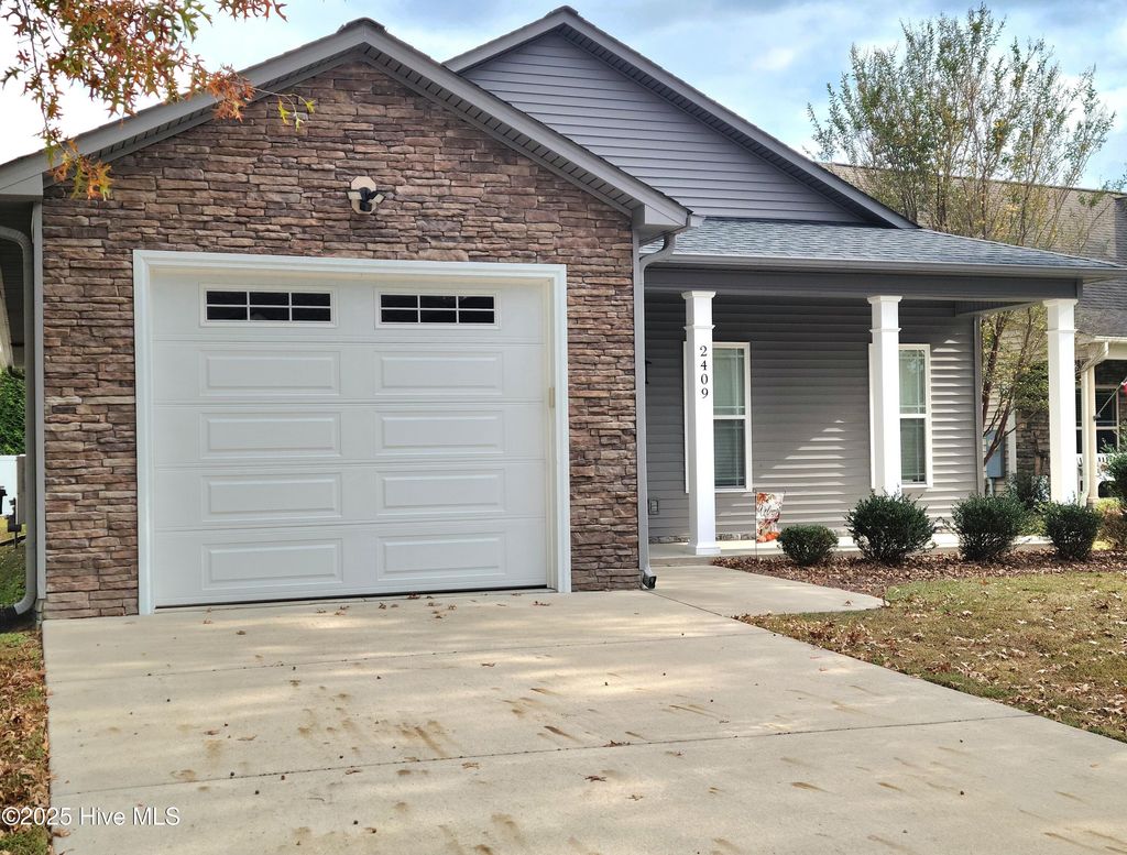 Photo of 2409 Bray Court, Winterville, NC 28590 (MLS # 100540849)