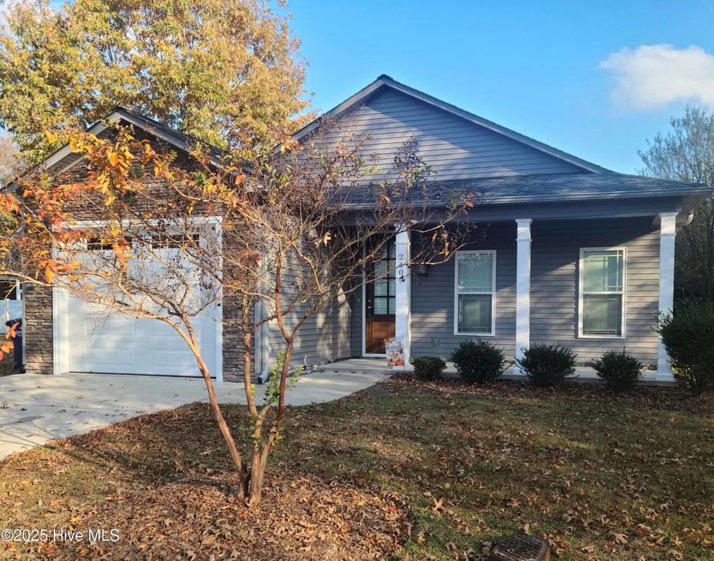 Photo of 2409 Bray Court, Winterville, NC 28590 (MLS # 100540849)