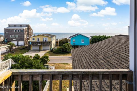 A home in Oak Island