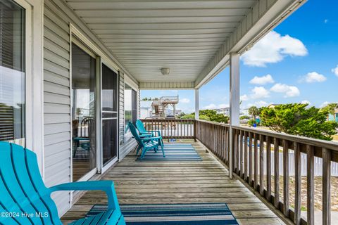 A home in Oak Island