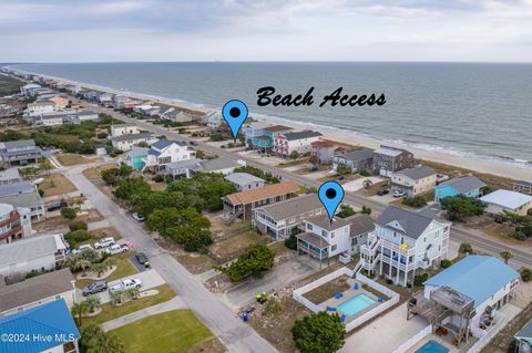 A home in Oak Island