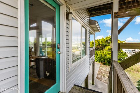 A home in Oak Island