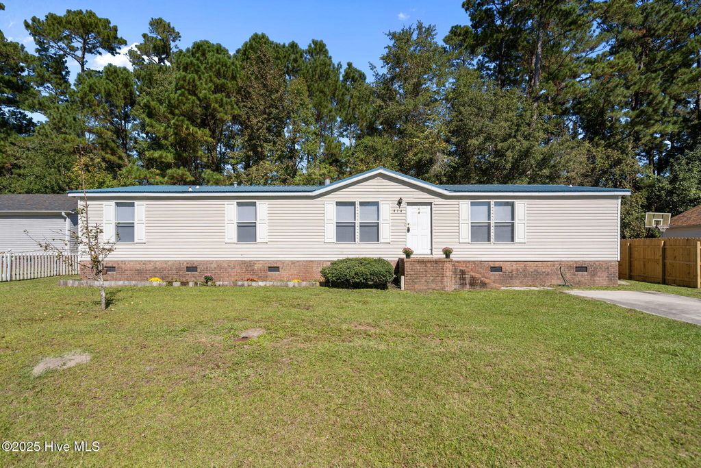 Photo of 414 Evanston Drive, Leland, NC 28451 (MLS # 100536867)