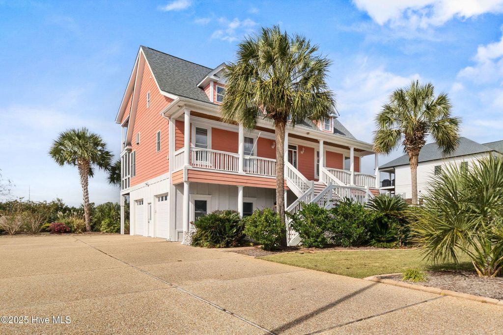 Photo of 8222 Lakeview Drive, Wilmington, NC 28412 (MLS # 100538767)