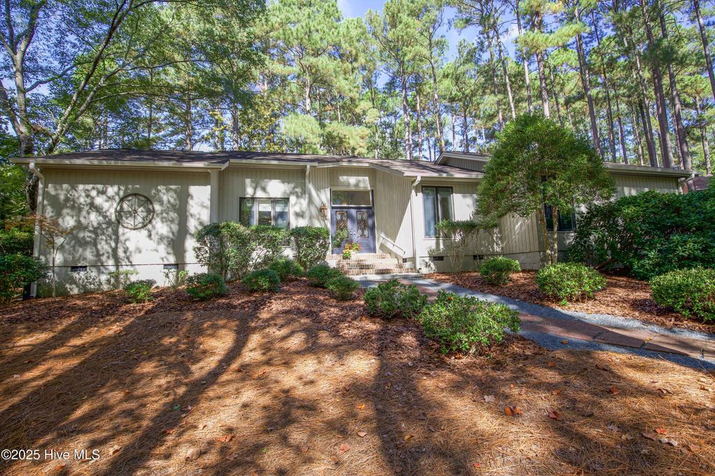 Photo of 12 Whithorn Court, Pinehurst, NC 28374 (MLS # 100535933)