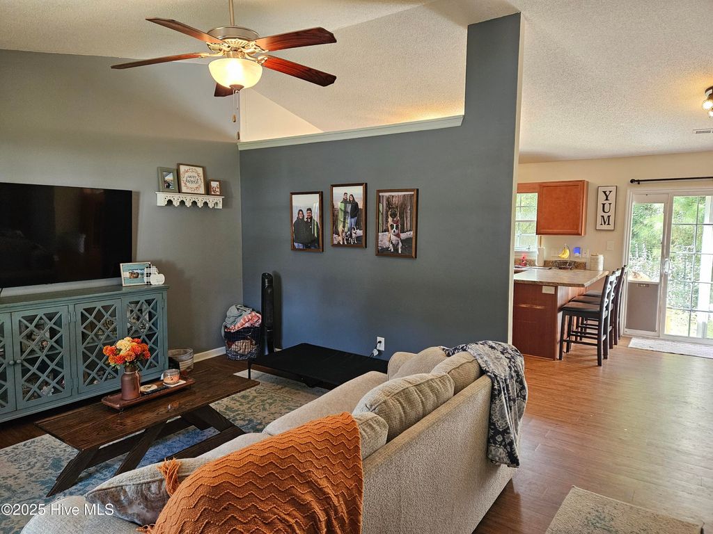 Photo of 605 Fallow Court, Sneads Ferry, NC 28460 (MLS # 100542993)