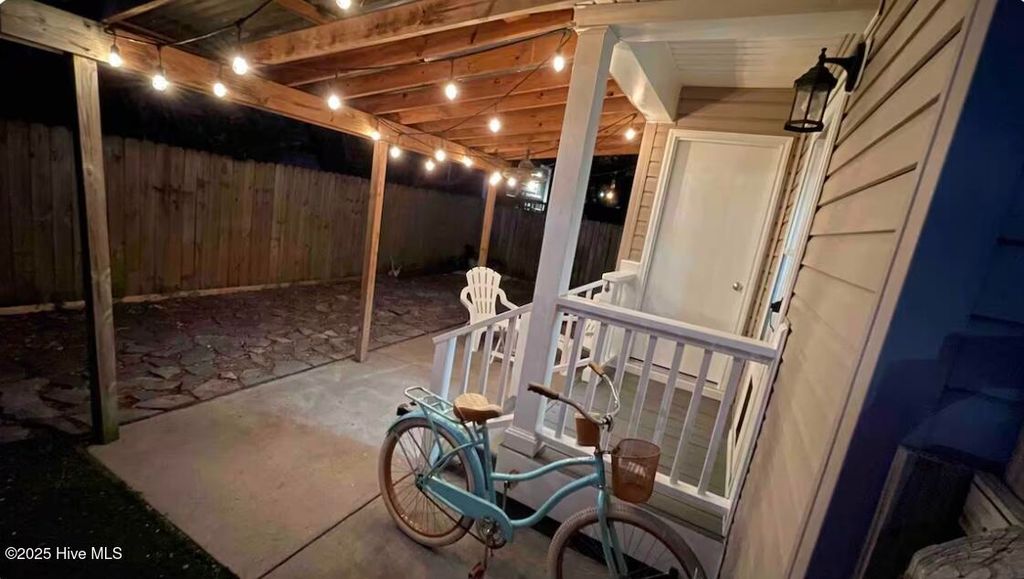 Photo of 112 Magnolia Street, Wilmington, NC 28401 (MLS # 100541974)