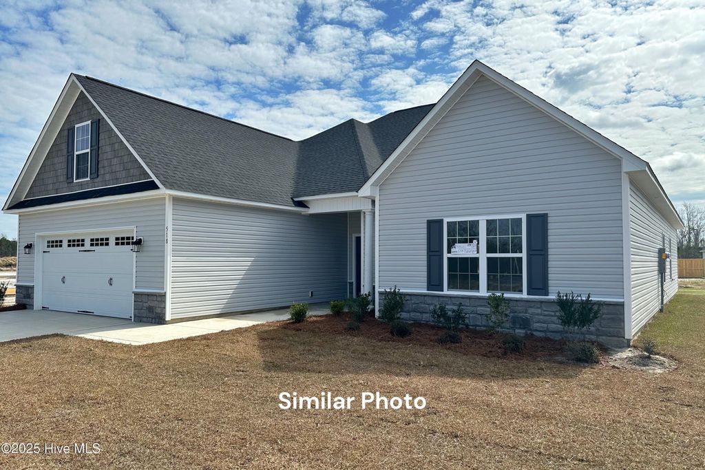 Photo of 616 Blue Falcon Court, Jacksonville, NC 28546 (MLS # 100508325)