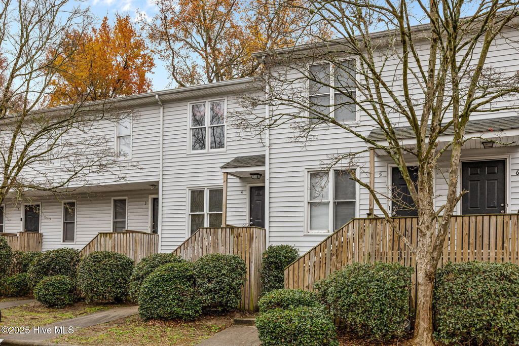Photo of 209 Beech Street #4, Greenville, NC 27858 (MLS # 100542833)
