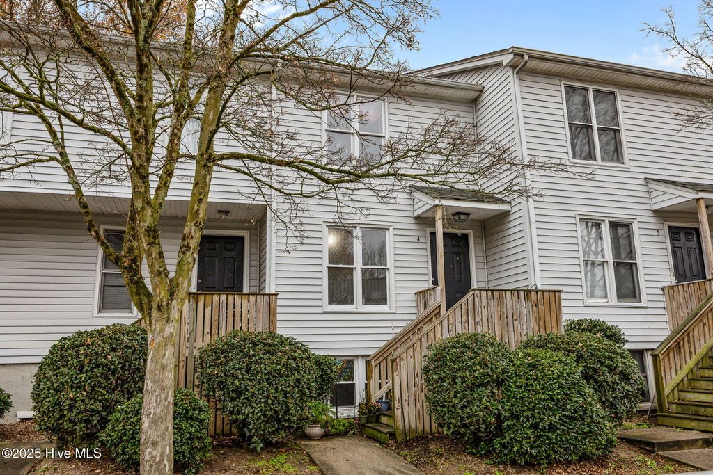 Photo of 209 Beech Street #4, Greenville, NC 27858 (MLS # 100542833)