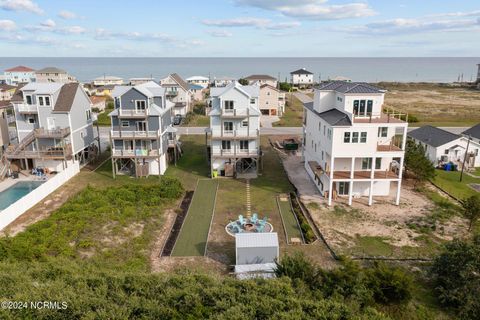 A home in North Topsail Beach