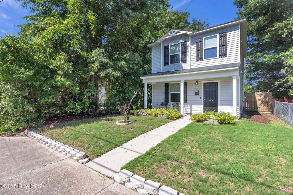 Photo of 1004 S 8th Street, Wilmington, NC 28401 (MLS # 100513203)