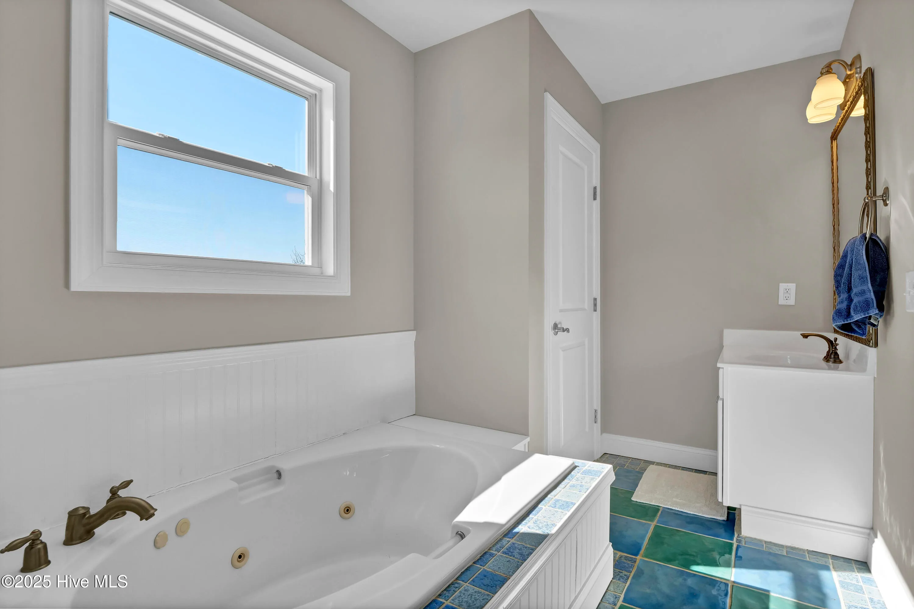 Wilmington, North Carolina 28412, United States, 3 Bedrooms Bedrooms, ,3 BathroomsBathrooms,Residential,Pending,81967