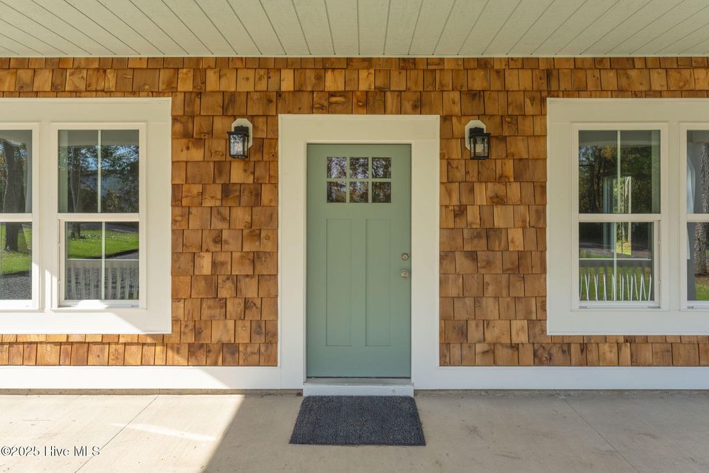 Photo of 329 N Dyson Street, Holly Ridge, NC 28445 (MLS # 100542761)