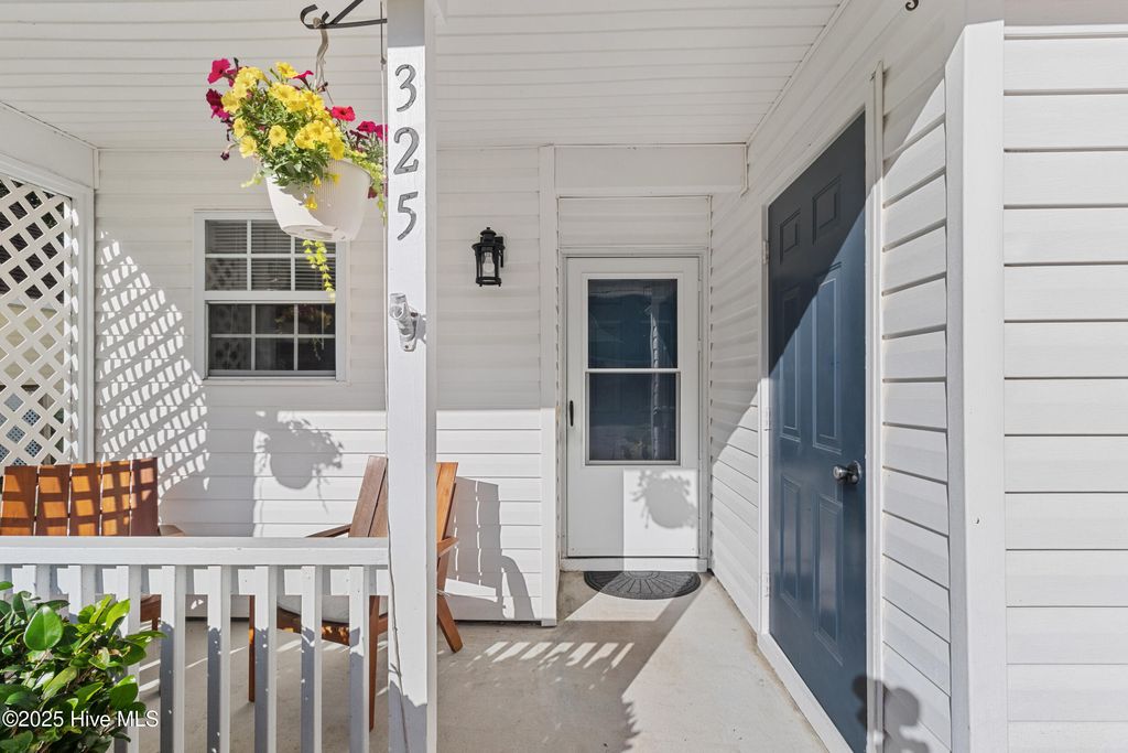 Photo of 325 Saint Rosea Drive, Wilmington, NC 28405 (MLS # 100534993)