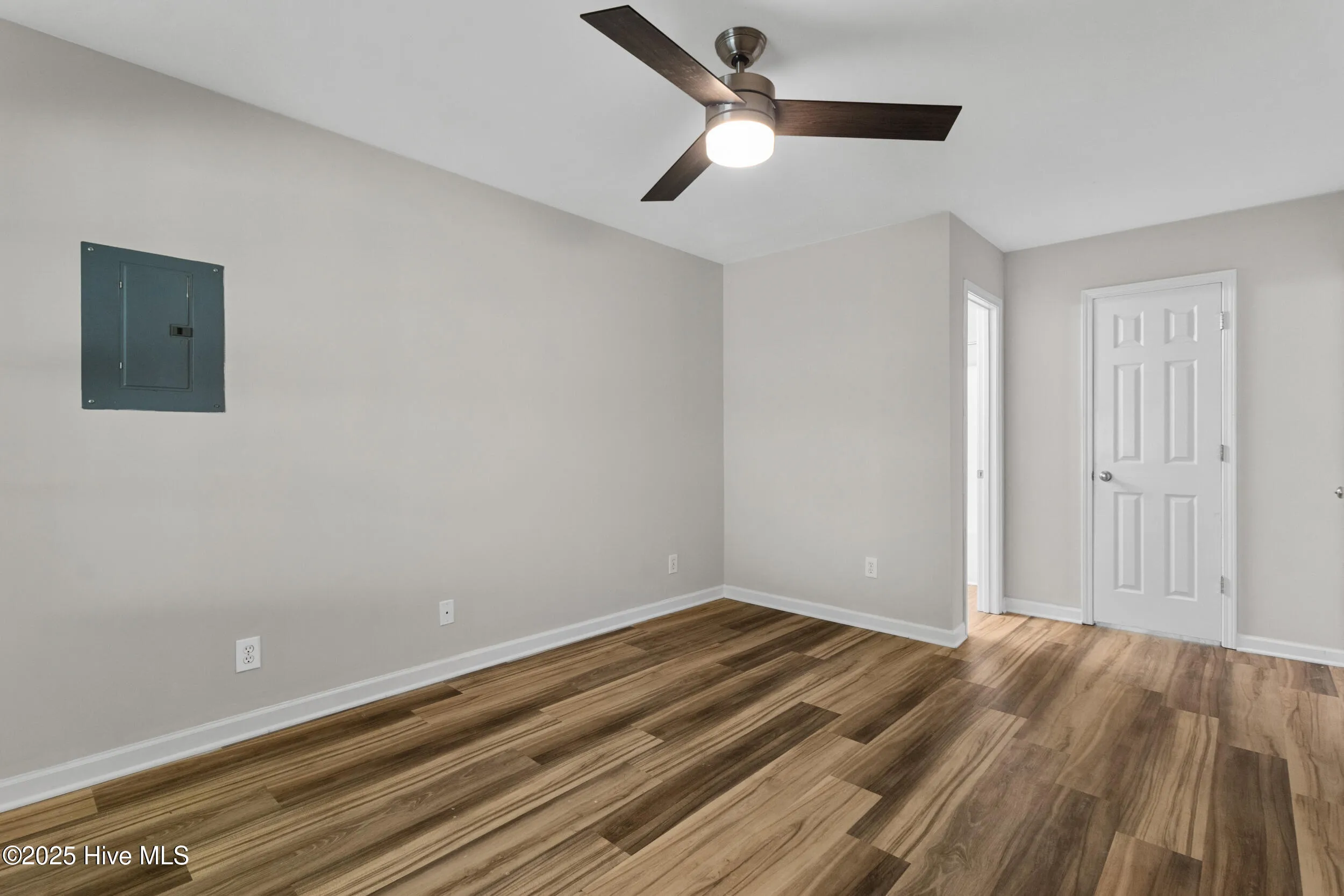 Wilmington, North Carolina 28405, United States, 2 Bedrooms Bedrooms, ,2 BathroomsBathrooms,Residential,Active,224288