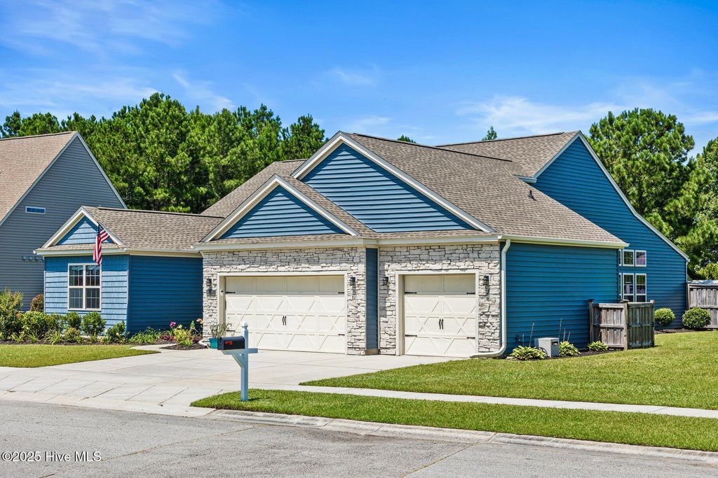 Photo of 195 N Palm Drive, Winnabow, NC 28479 (MLS # 100521080)
