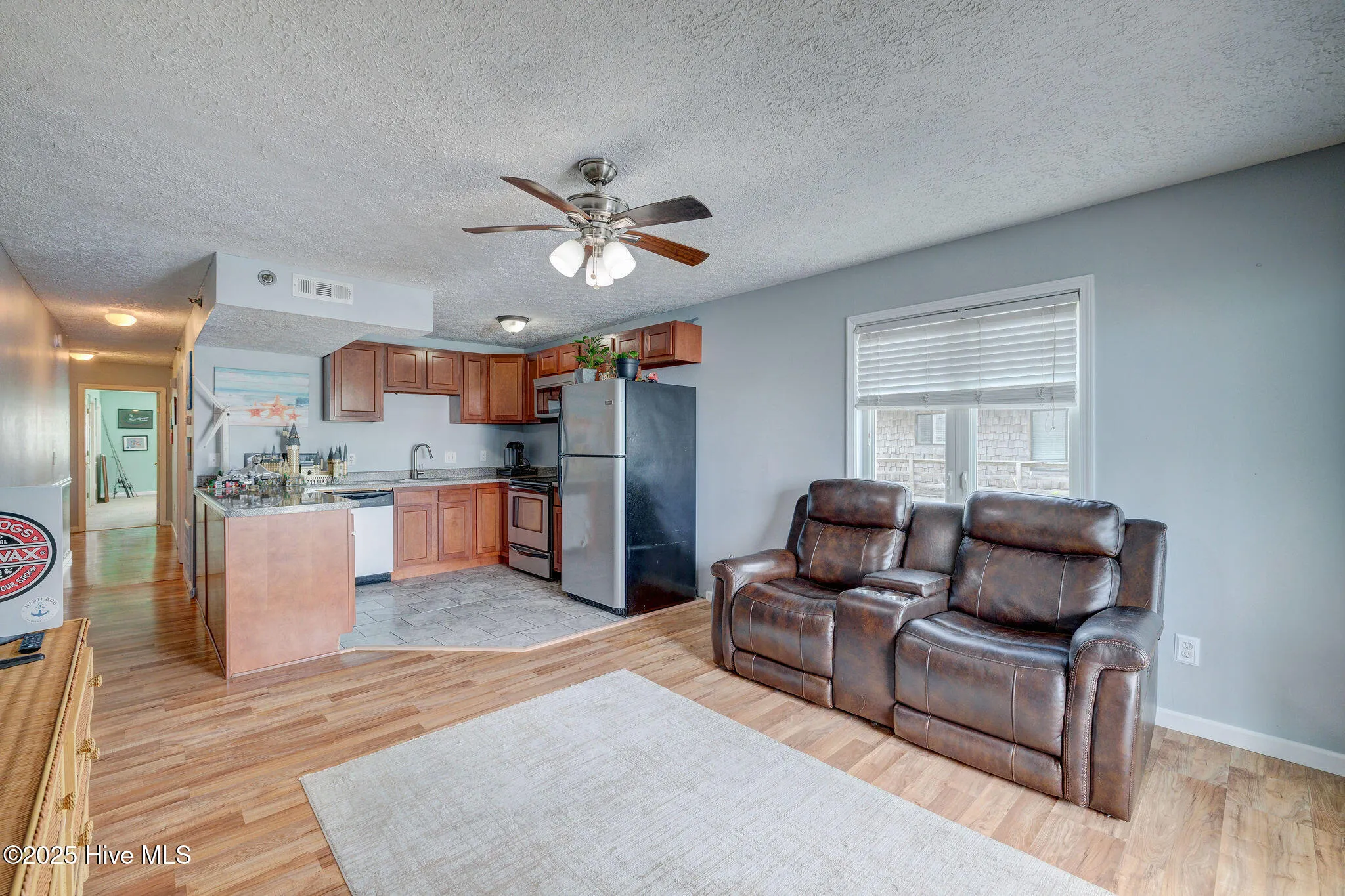 Carolina Beach, North Carolina 28428, United States, 2 Bedrooms Bedrooms, ,2 BathroomsBathrooms,Residential,Active,114118