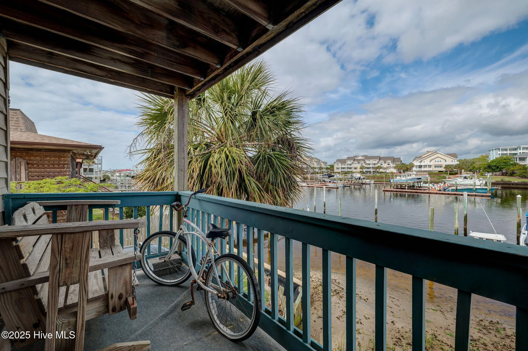 Carolina Beach, North Carolina 28428, United States, 2 Bedrooms Bedrooms, ,2 BathroomsBathrooms,Residential,Active,114118