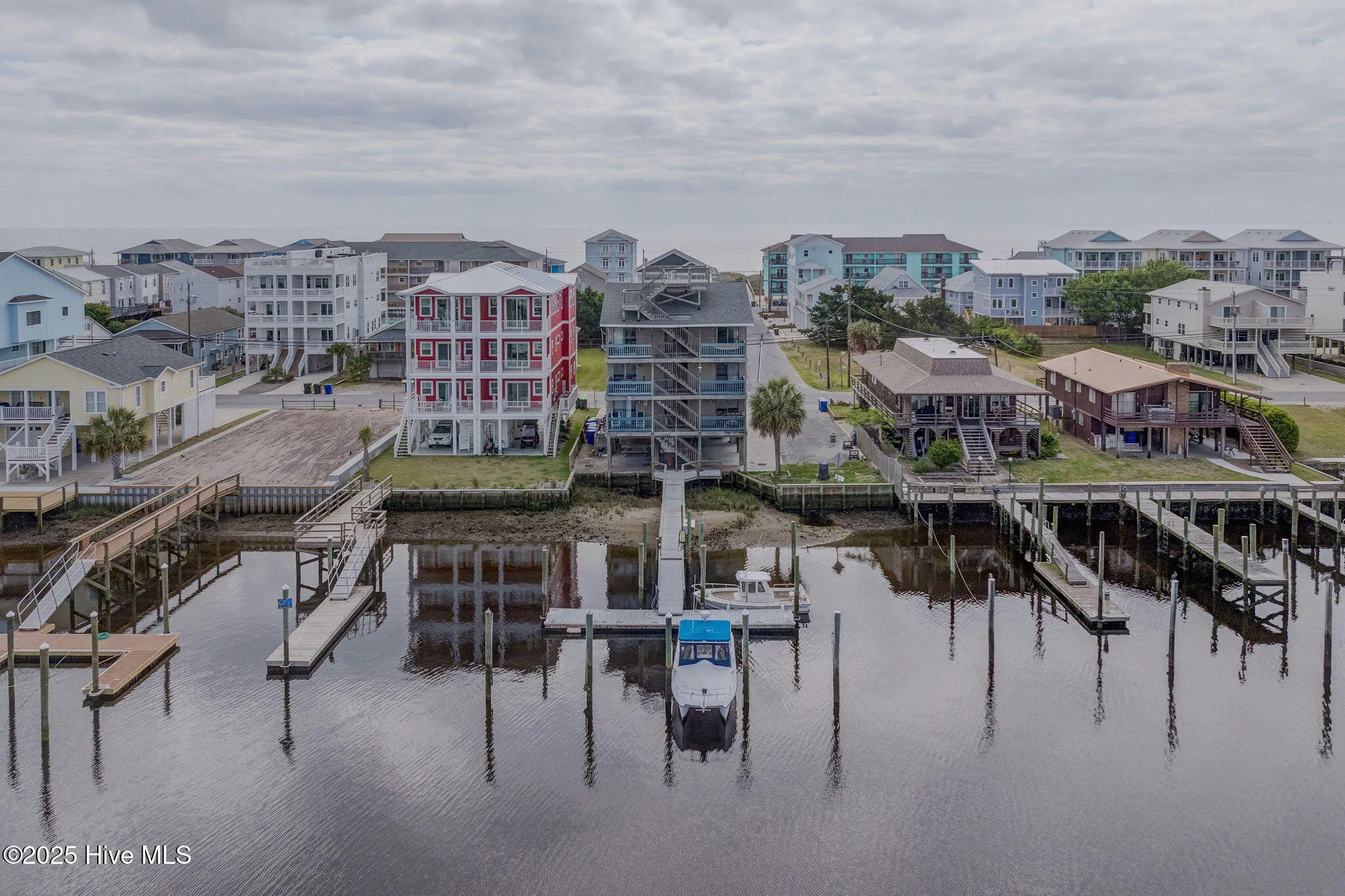 Carolina Beach, North Carolina 28428, United States, 2 Bedrooms Bedrooms, ,2 BathroomsBathrooms,Residential,Active,114118