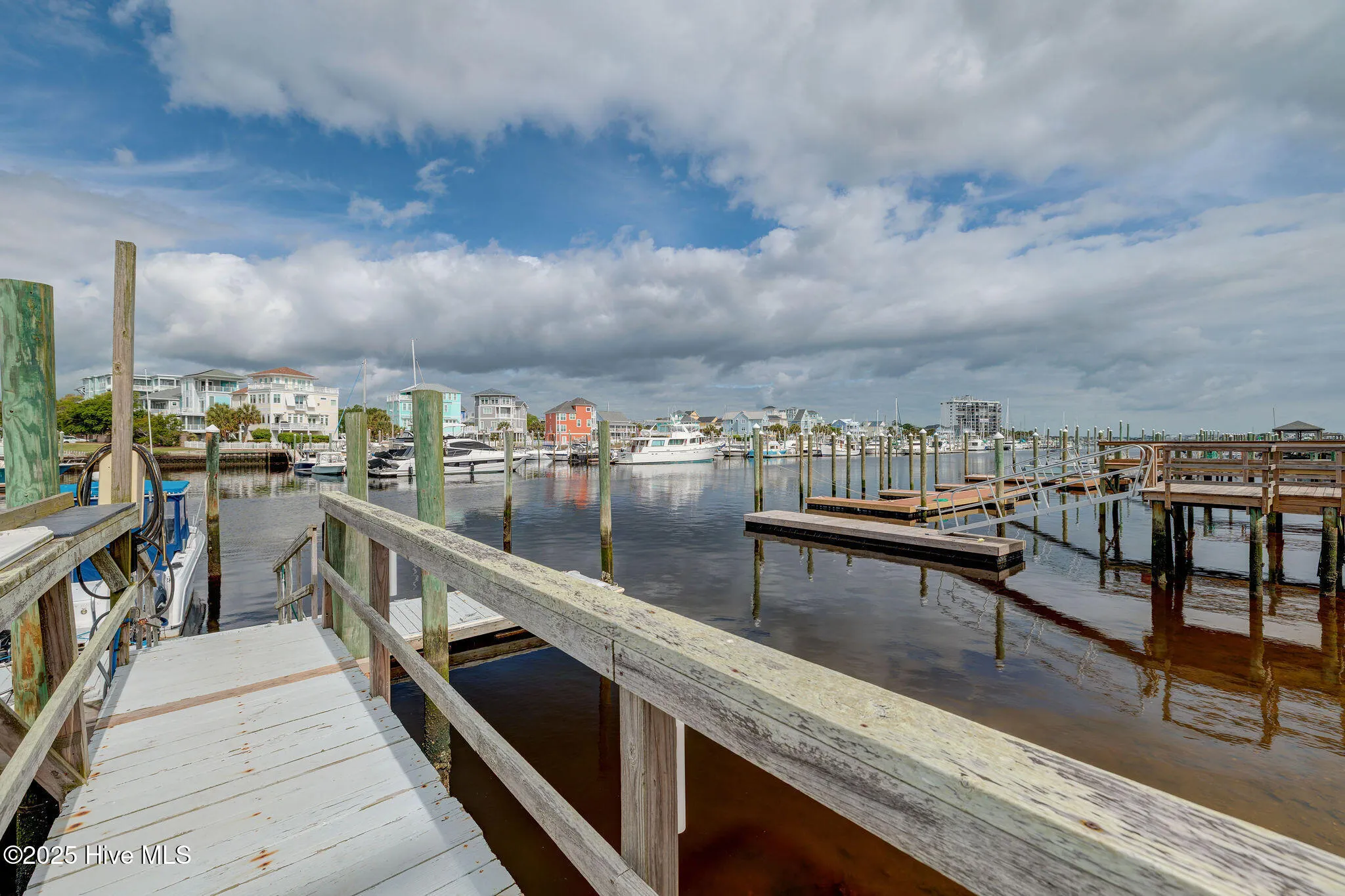 Carolina Beach, North Carolina 28428, United States, 2 Bedrooms Bedrooms, ,2 BathroomsBathrooms,Residential,Active,114118