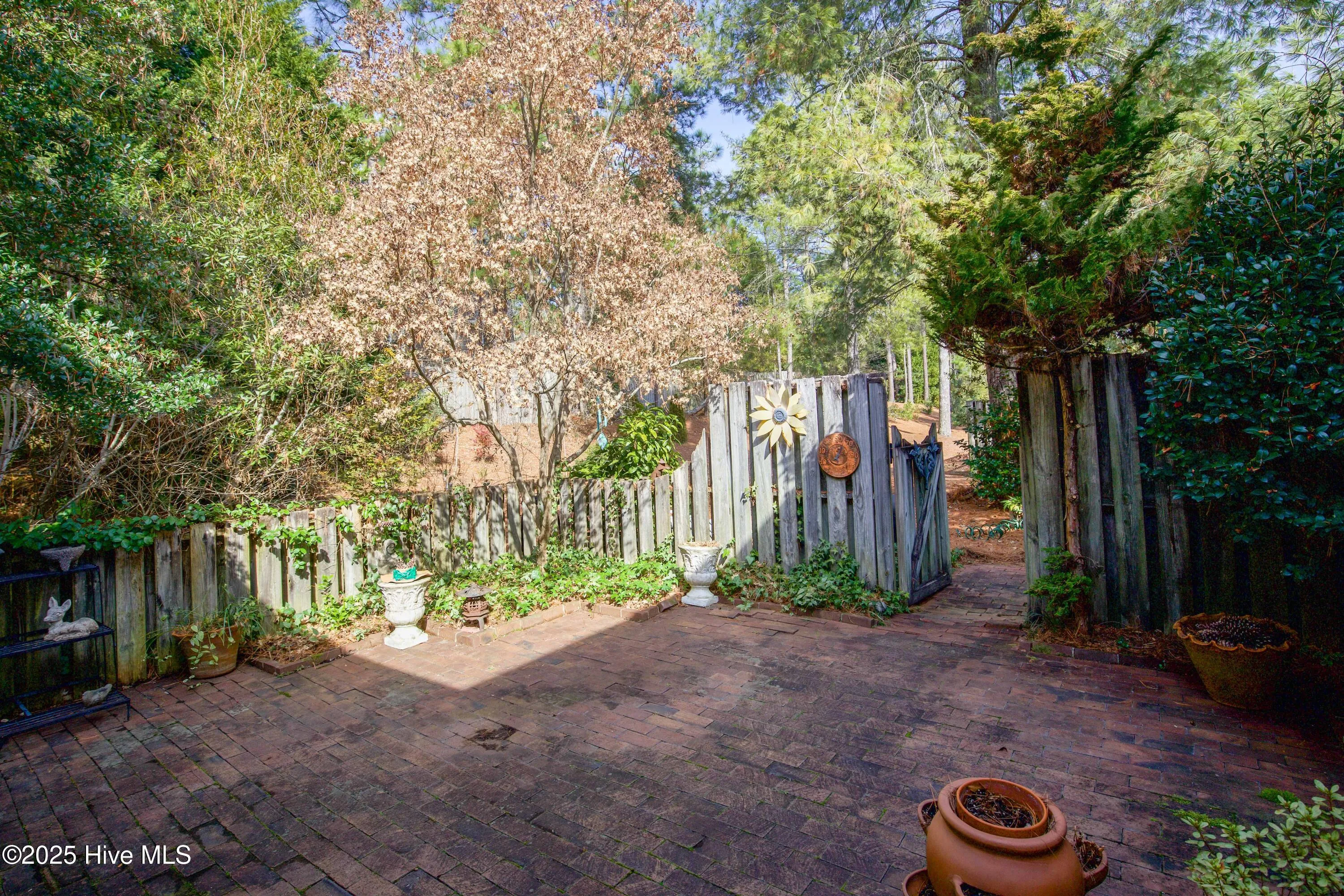 Pinehurst, North Carolina 28374, United States, 2 Bedrooms Bedrooms, ,2 BathroomsBathrooms,Residential,Active,79789