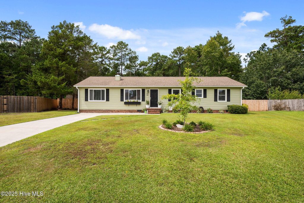 Photo of 108 Poplar Road, Havelock, NC 28532 (MLS # 100529938)