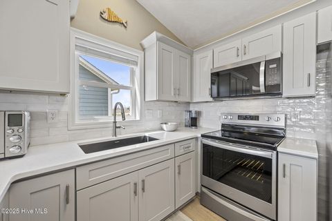 Tiny photo for 1417 N Topsail Drive, Surf City, NC 28445 (MLS # 100534718)
