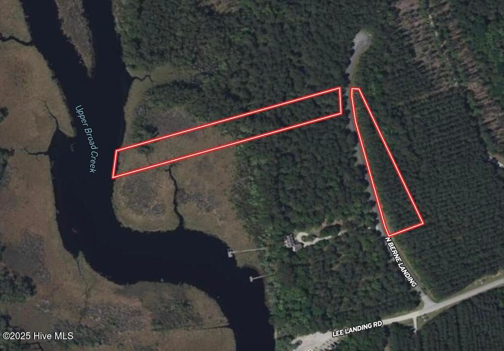Photo of 175 North Berne Landing Road Rd, New Bern, NC 28560 (MLS # 100516490)
