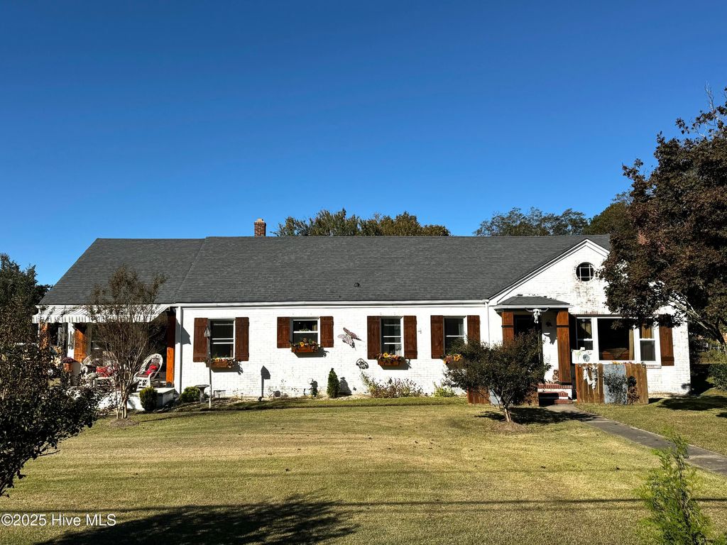 Photo of 301 Goldsboro Street N, Goldsboro, NC 27863 (MLS # 100536785)