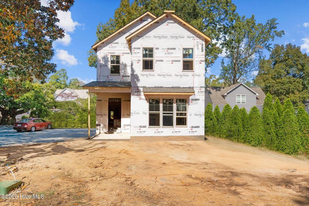 Photo of 326 N Bennett Street, Southern Pines, NC 28387 (MLS # 100538654)